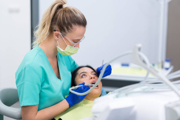 Best Emergency Root Canal Treatment in Sealy, TX