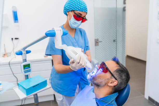 Best Weekend Emergency Dentist in Sealy, TX